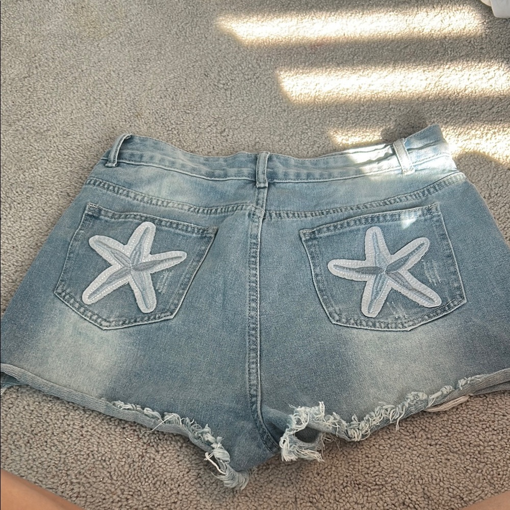 Denim Starfish Embroidered Women's Shorts